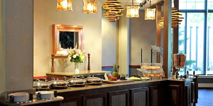 The Lodge At Geneva On The Lake