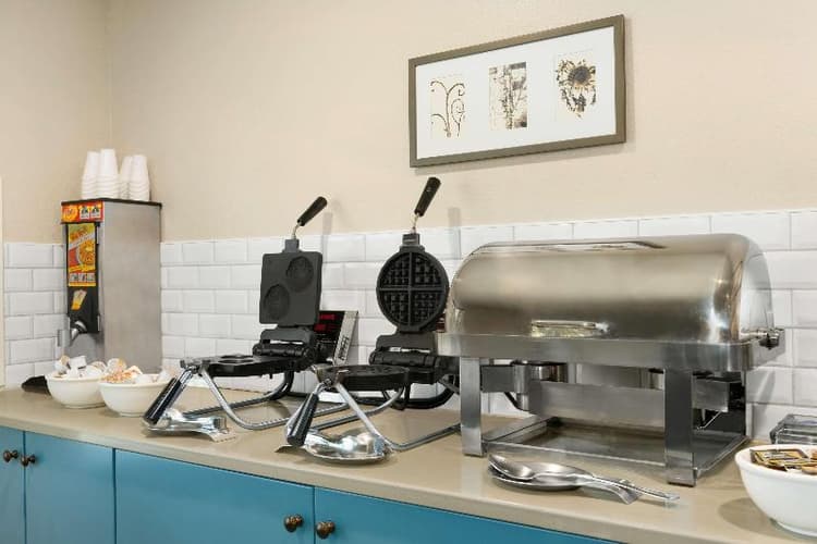 Country Inn Suites By Radisson Platteville Wi