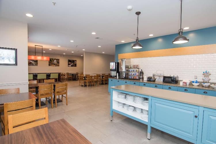 Country Inn & Suites, Lehighton (Jim T