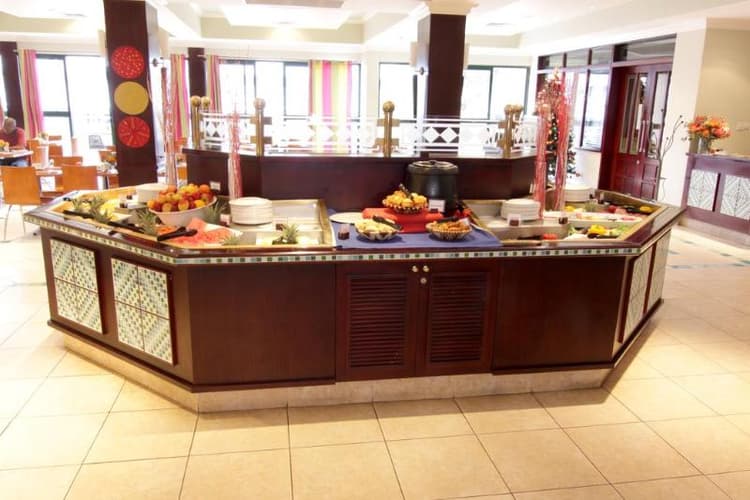 Cresta President Hotel