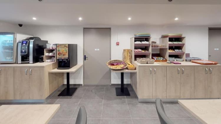 Kyriad Direct Lille Est - Stade Pierre Mauroy