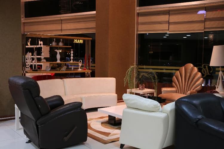 Business Grand Hotel