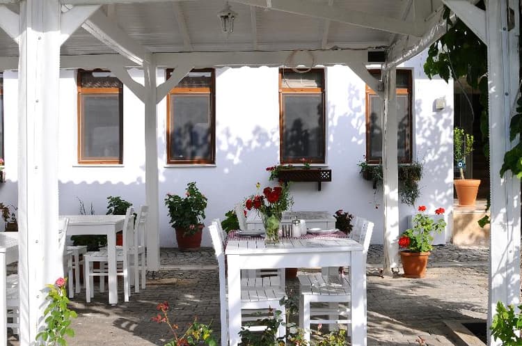 Teos Lodge Pansiyon & Restaurant