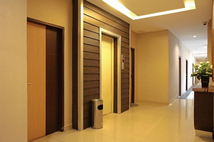 Hotel Bumi Malaya by ZUZU