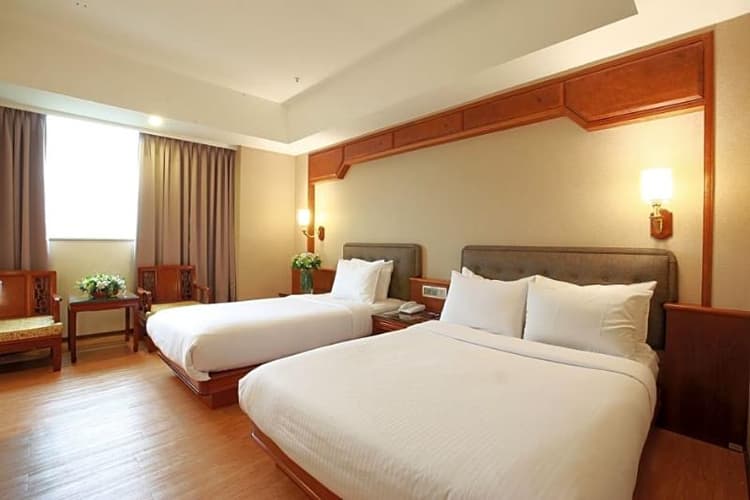 Highness Hotel