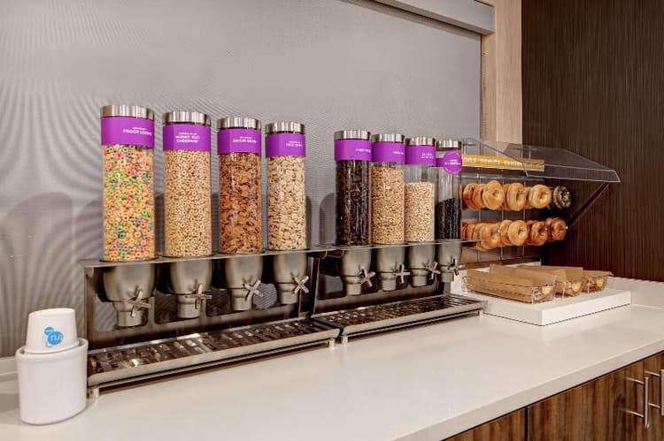 Tru by Hilton Oxford