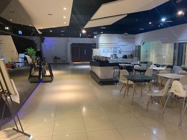 Galaxia Business Hotel