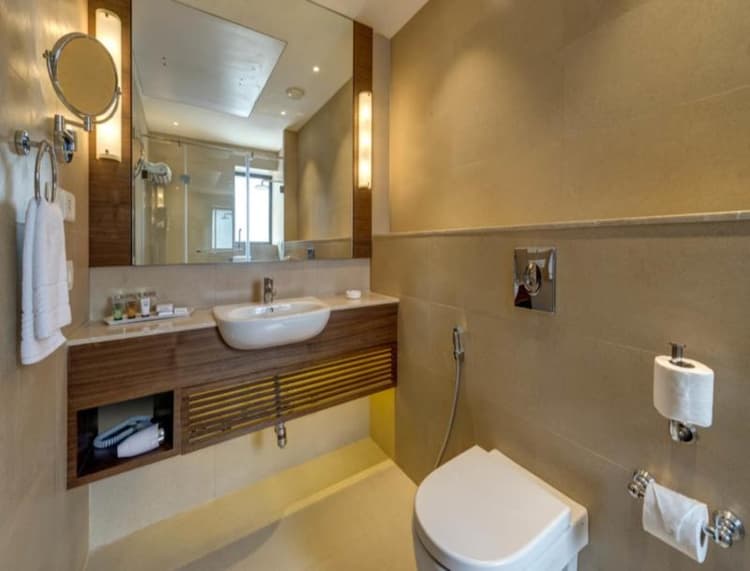 The Astor Hotel Kolkata