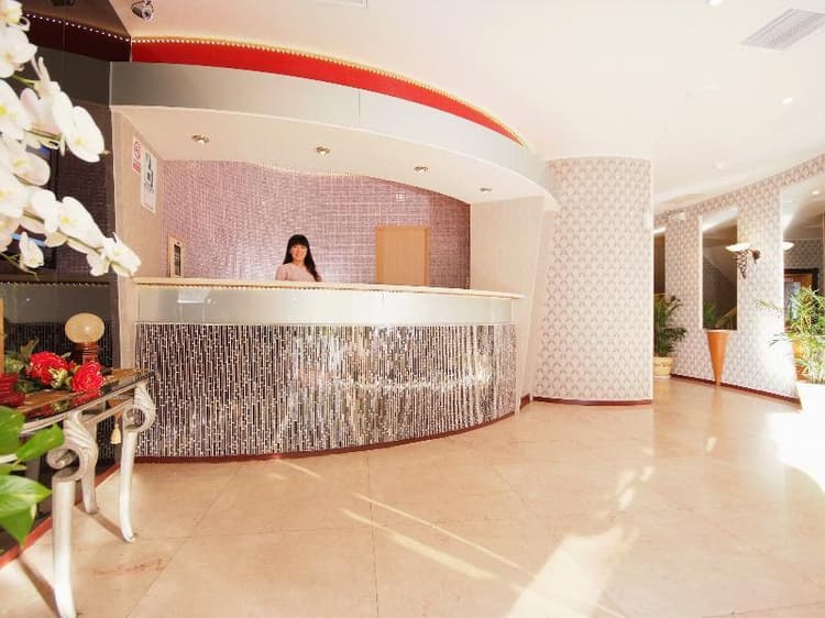 Pink Lotus Hotel