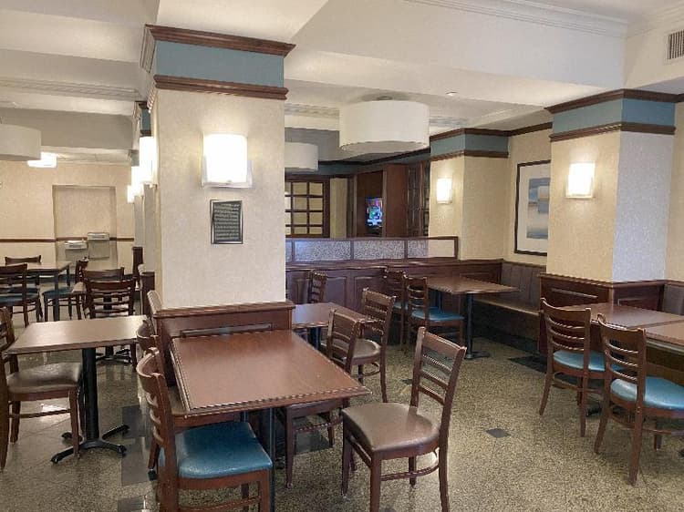  Troy Inn and Suites