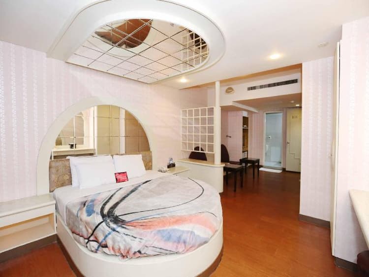 Midi Motel Tai Nan Branch