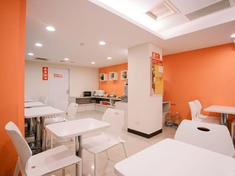 Persimmon Hotel