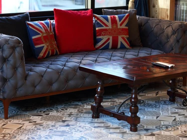 1999 Bed and Breakfast