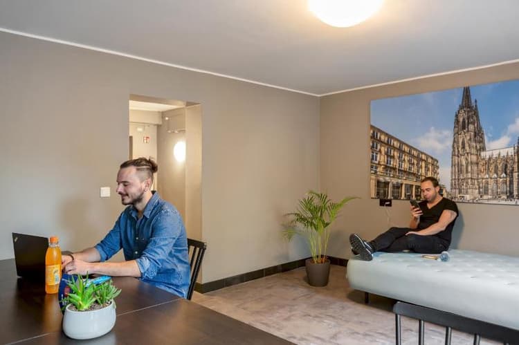 A O Koln Hauptbahnhof