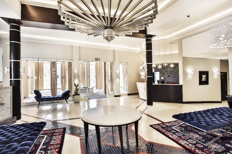 Meropa Hotel