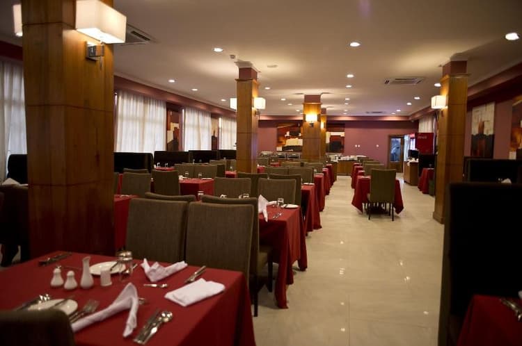 Seascape Hotel And Conference Centre