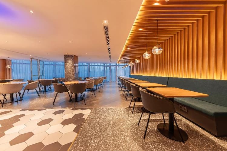 Holiday Inn Express Yichang Riverside