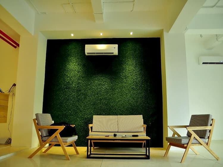 Summer Bed And Breakfast Hotel