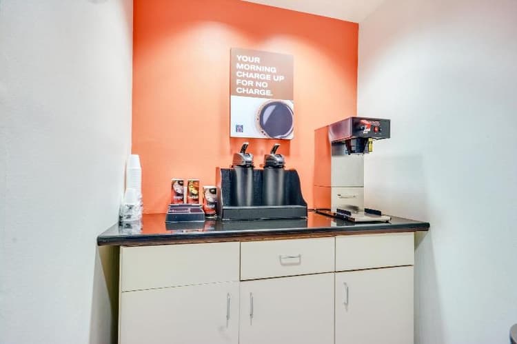 Motel 6 Biloxi Beach