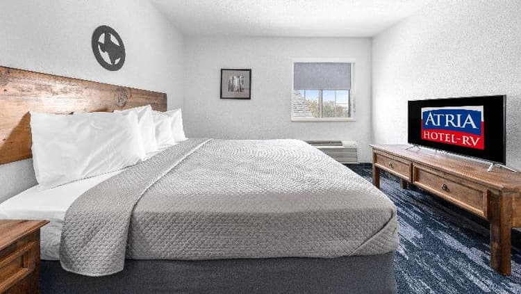 Atria Hotel and RV McGregor