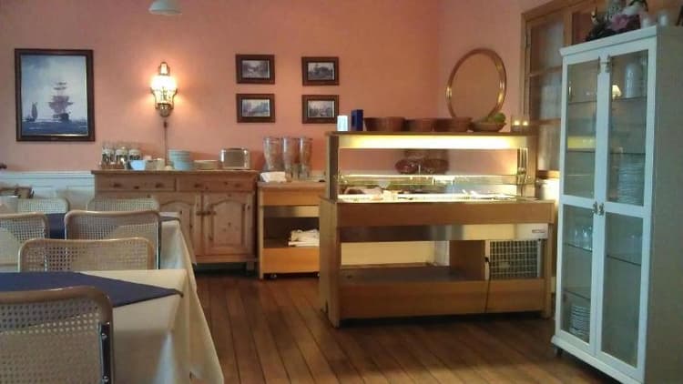 Almaas Hotell Stord As