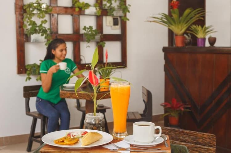 Country Club Eco Casa Jardín