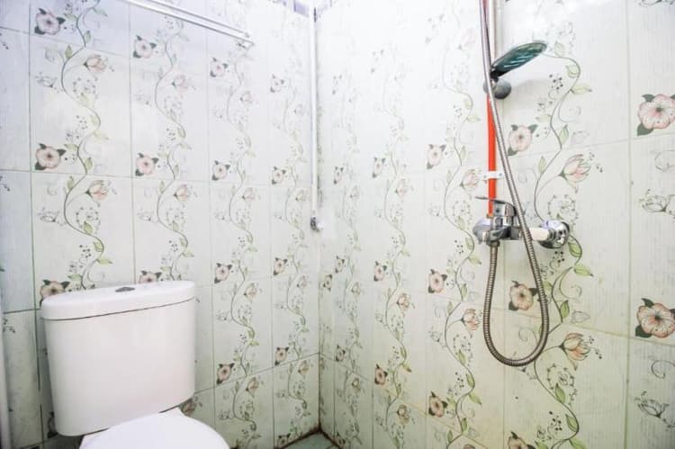 Oyo Life 2553 Kost Daya