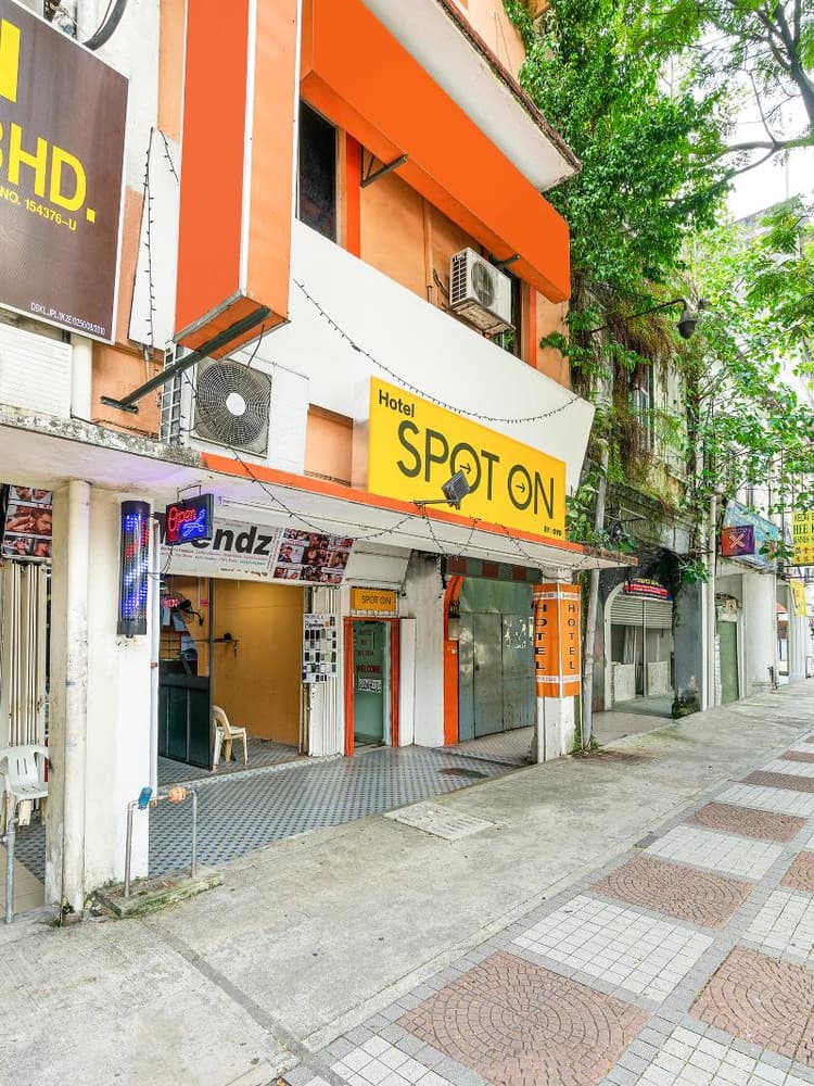 Spot On 89616 My Trillion Hotel