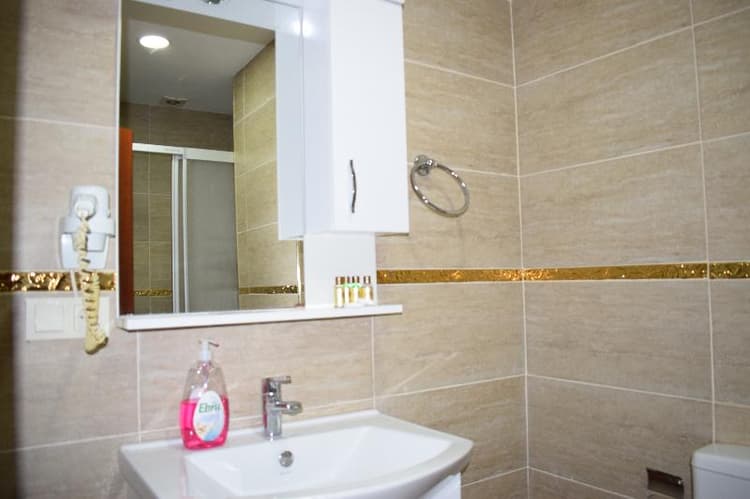 Royal Suites Be?Ikta?