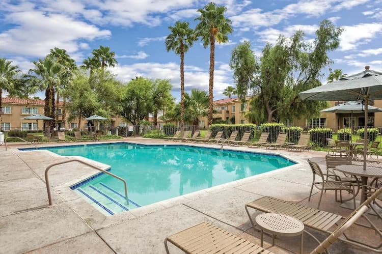 Worldmark Cathedral City - Extra Holidays