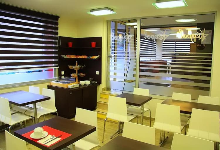 MOKA HOTEL