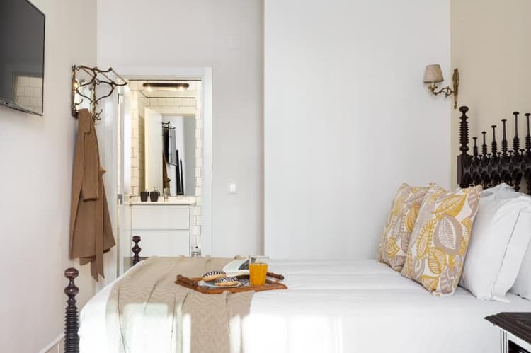LeL Madalena GuestHouse