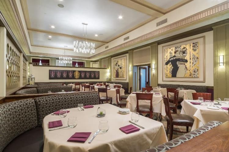 Ambassador Milwaukee Trademark Collection