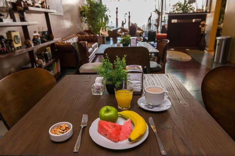 Apart Boutique Shoshana