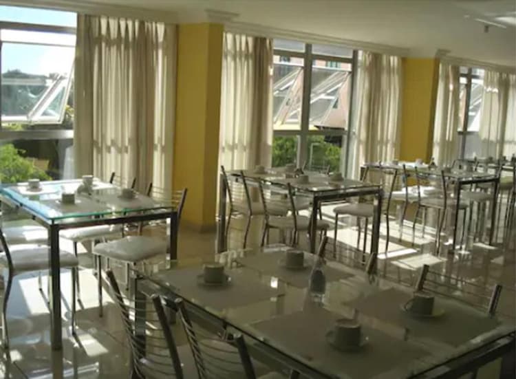 Kingstown Hotel