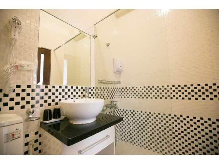 Phanes B&B B
