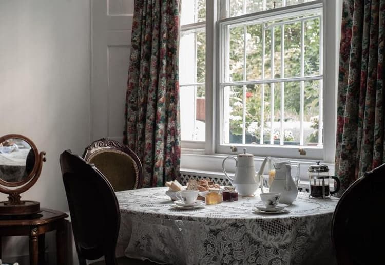 Dawson Place, Juliette's Bed and Breakfast