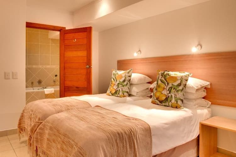 Limoni Luxury Suites