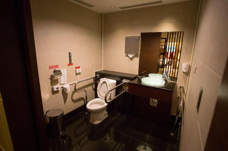 Freshfields Hotel