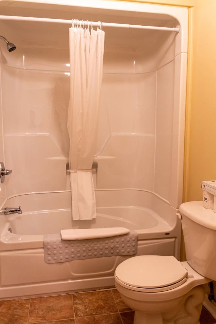 Westwood Inn & Suites