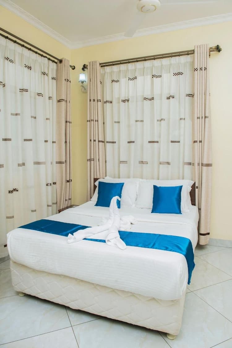 Airport Transit Lodges