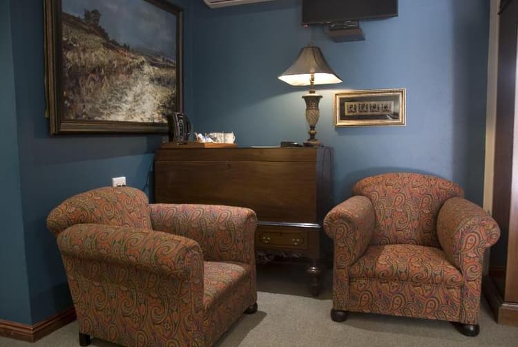 The Crown Guesthouse
