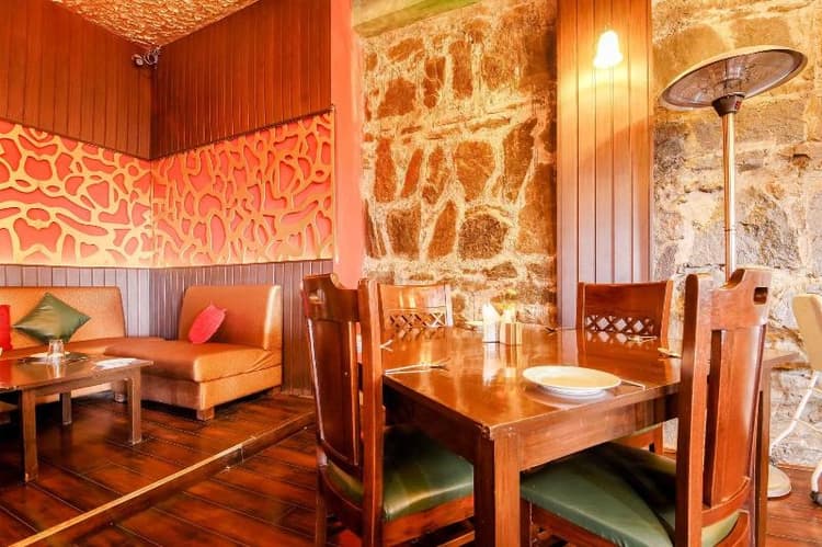 WoodSmoke resort & Spa