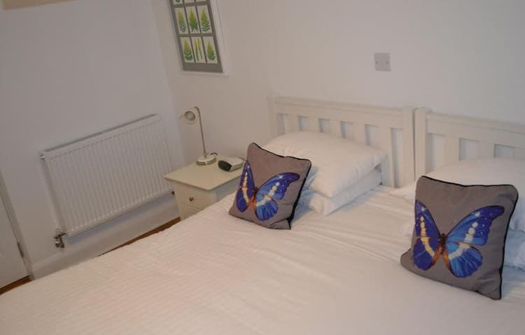 The Queens Head Hotel