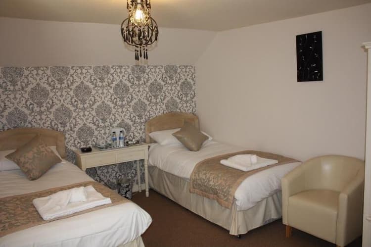 The Jug And Glass Inn