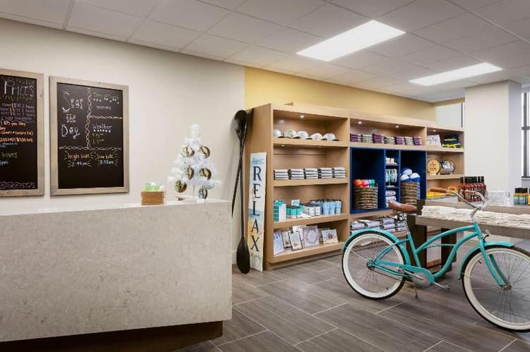 Delta Hotels By Marriott Virginia Beach Waterfront