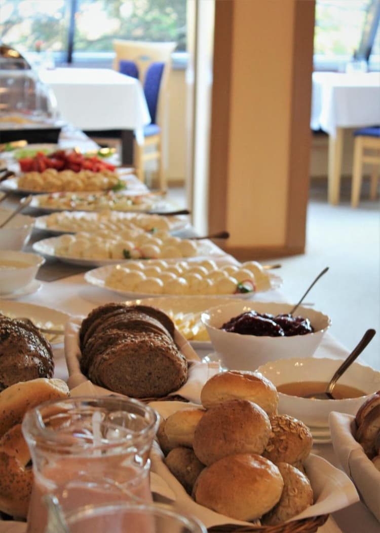 Pensjonat Biały Potok-POLSKIE TATRY S.A.