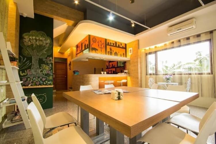 Flower Bed And Breakfast