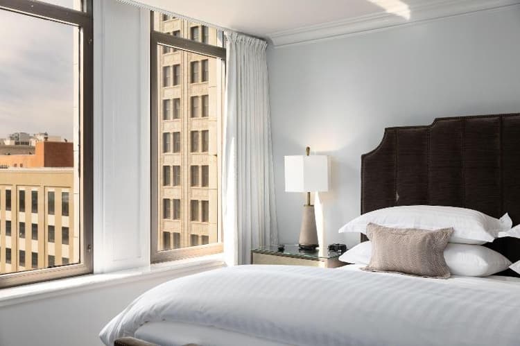 John Hand Club Hotel