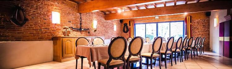 Les Ecuries De La Tour